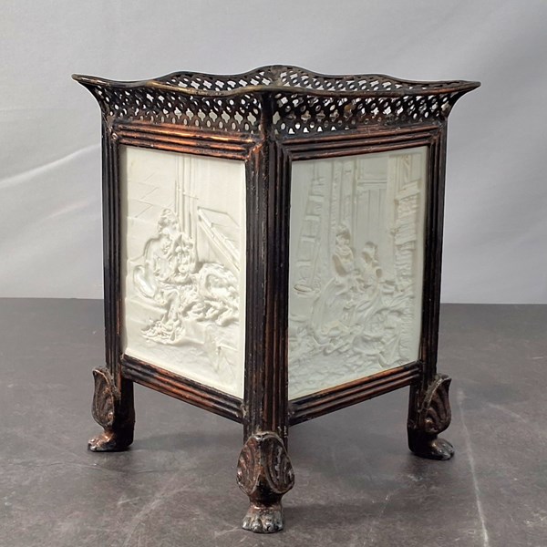 Lot 1158 - NURSERY LANTERN