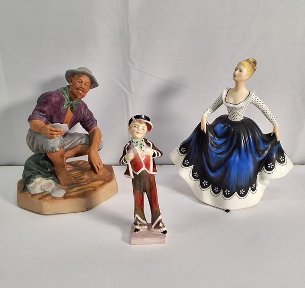 Lot 1183 - ROYAL DOULTON