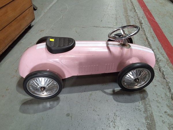 Lot 93 - PUSH CAR