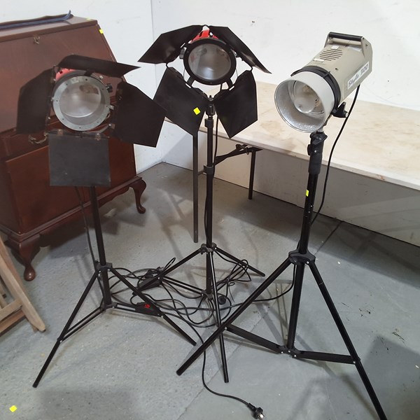 Lot 267 - LIGHTING LOT