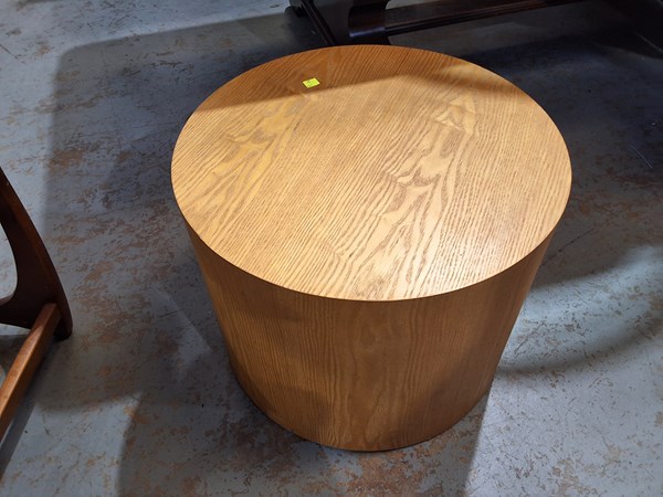 Lot 386 - SIDE TABLE