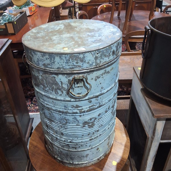 Lot 108 - GRAIN BIN