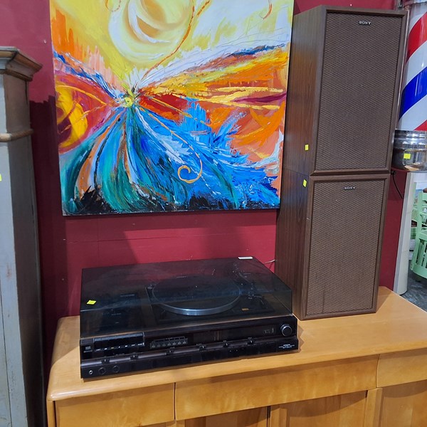 Lot 29 - STEREO MUSIC CENTRE