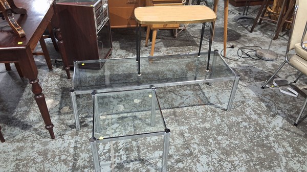 Lot 220 - COFFEE TABLES