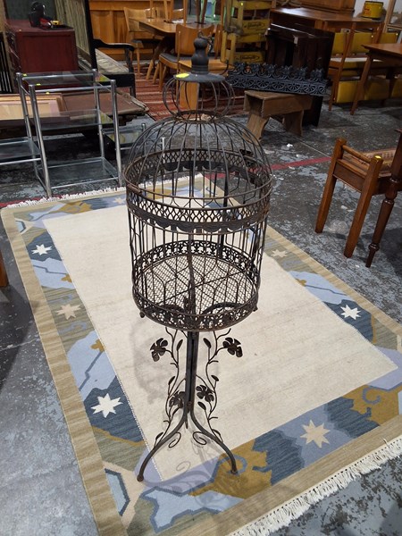 Lot 232 - BIRD CAGE