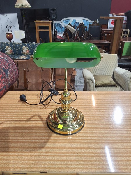 Lot 130 - LAMP