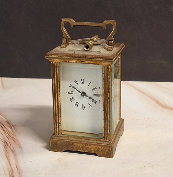 Lot 1057 - MINIATURE CARRIAGE CLOCK