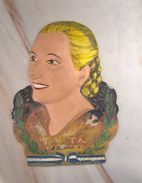 Lot 1229 - EVITA PLAQUE