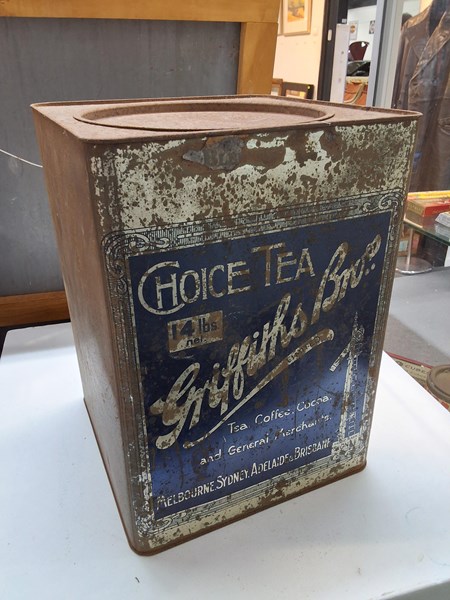 Lot 1388 - TEA TIN