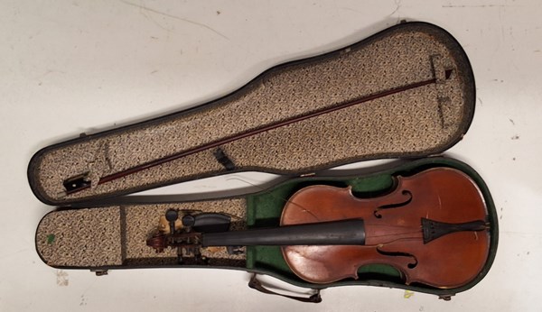 Lot 1268 - VIOLIN