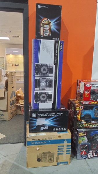 Lot 327 - AUDIO EQUIPMENT