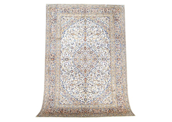 Lot 28 - KASHAN RUG