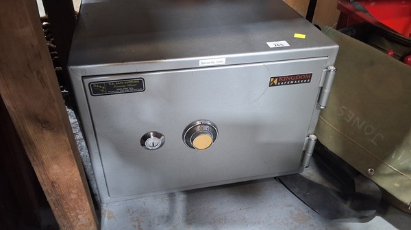 Lot 265 - FLOOR SAFE