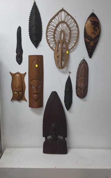 Lot 1105 - TRIBAL MASKS