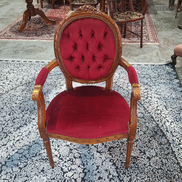 Lot 98 - BEDROOM CHAIR