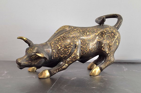 Lot 1313 - BRONZE BULL