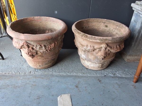 Lot 386 - POTS