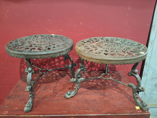 Lot 90 - PLANTER STANDS