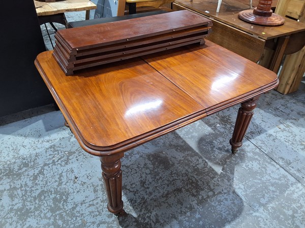 Lot 55 - DINING TABLE