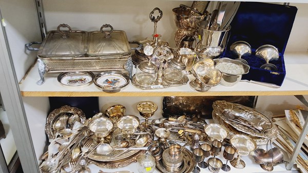 Lot 1328 - SILVERPLATE WARE