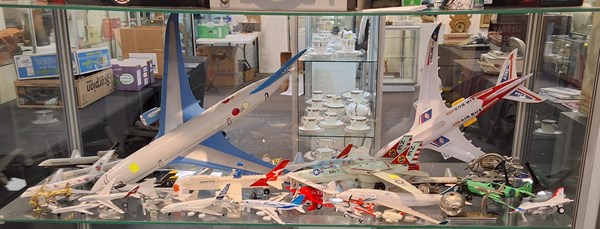 Lot 1388 - MODEL PLANES