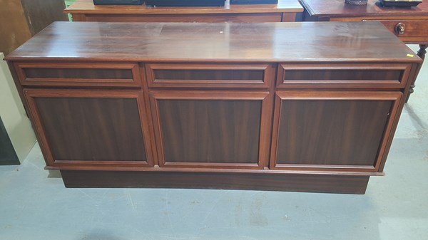 Lot 337 - NOBLETT SIDEBOARD