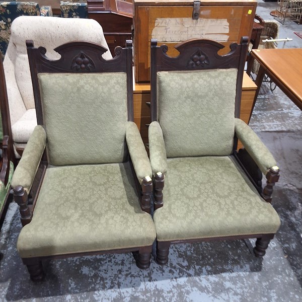 Lot 110 - CHAIRS