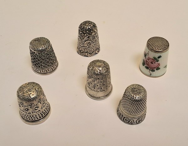 Lot 1026 - SILVER THIMBLES