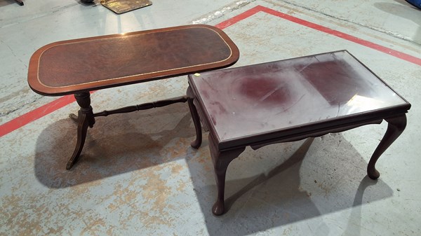 Lot 213 - COFFEE TABLES