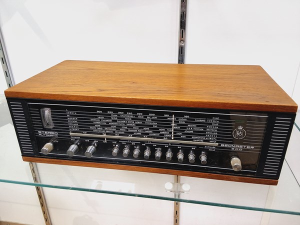 Lot 1300 - BANG & OLUFSEN RECEIVER