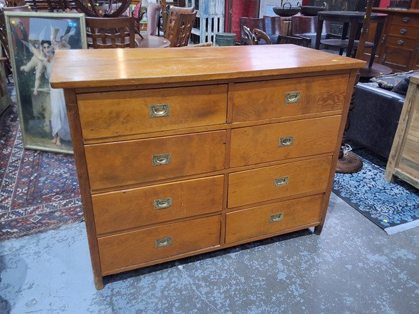 Lot 101 - CHEST OF DRAWERS