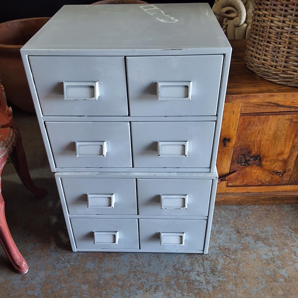 Lot 379 - FILING DRAWERS