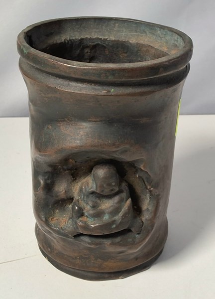 Lot 1037 - BRONZE BRUSH POT