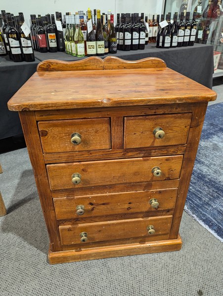 Lot 139 - PETITE DRAWERS