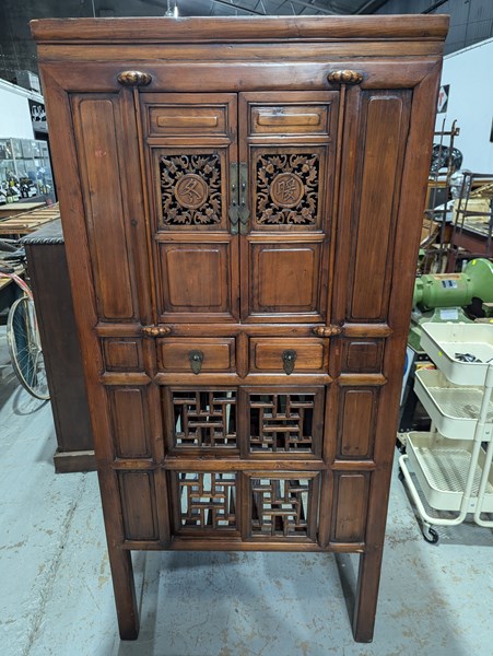 Lot 121 - CHINESE DRESSER