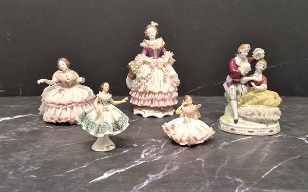 Lot 1174 - DRESDEN FIGURINES