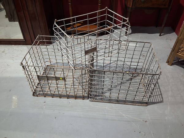 Lot 315 - WIRE CRATES