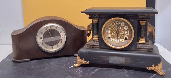 Lot 1330 - MANTEL CLOCKS