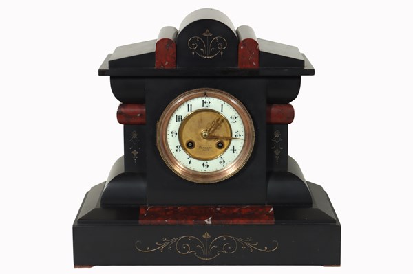 Lot 7 - MANTEL CLOCK