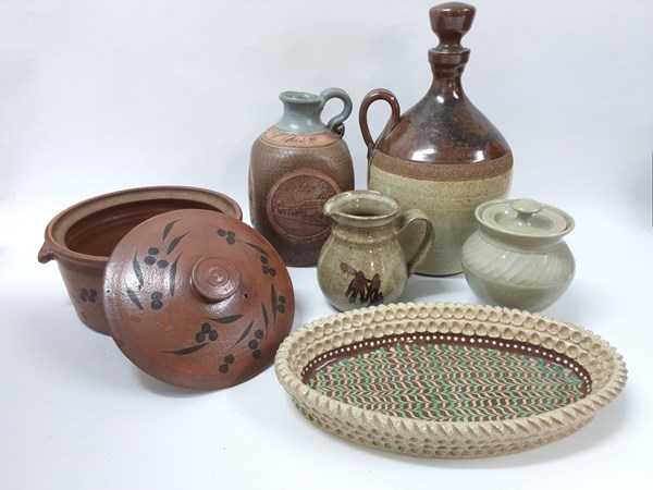 Lot 1293 - STUDIO POTTERY