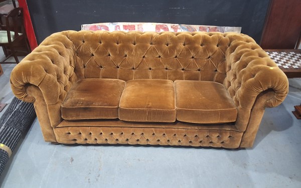 Lot 147 - CHESTERFIELD