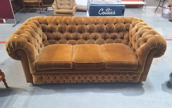 Lot 128 - CHESTERFIELD