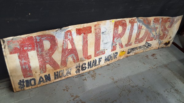 Lot 332 - VINTAGE TIN SIGN