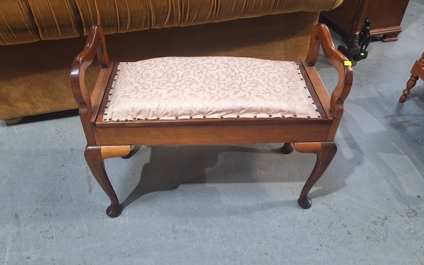 Lot 159 - PIANO STOOL