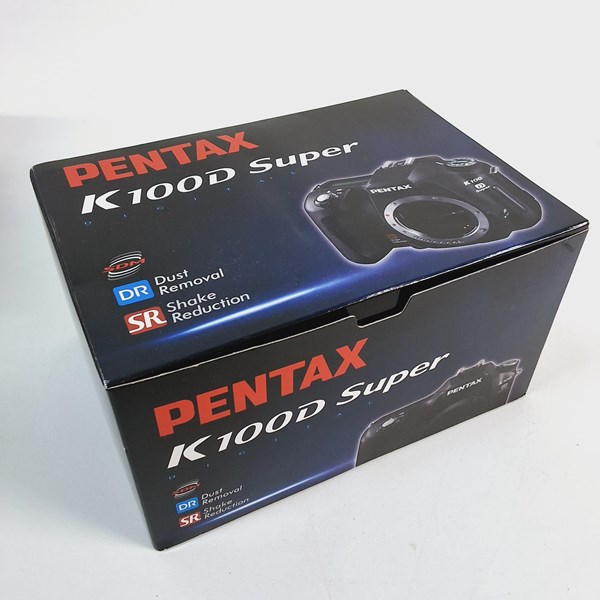 Lot 1274 - PENTAX K100 D SUPER