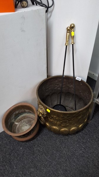 Lot 1098 - FIRESIDE TOOLS