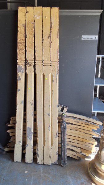 Lot 326 - VERANDAH POSTS