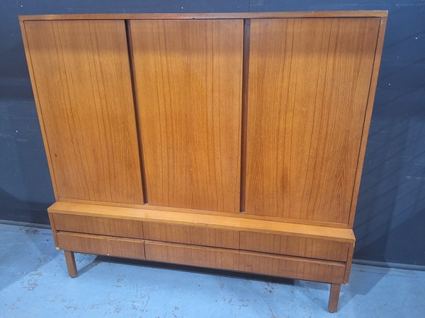 Lot 272 - HIGH BOARD