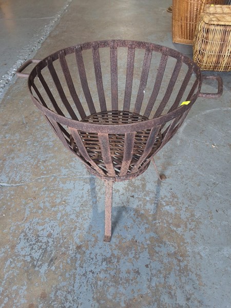 Lot 316 - BRAZIER