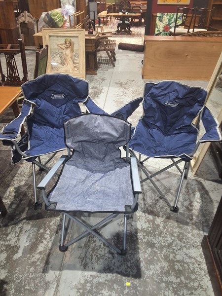 Lot 197 - CAMP CHAIRS